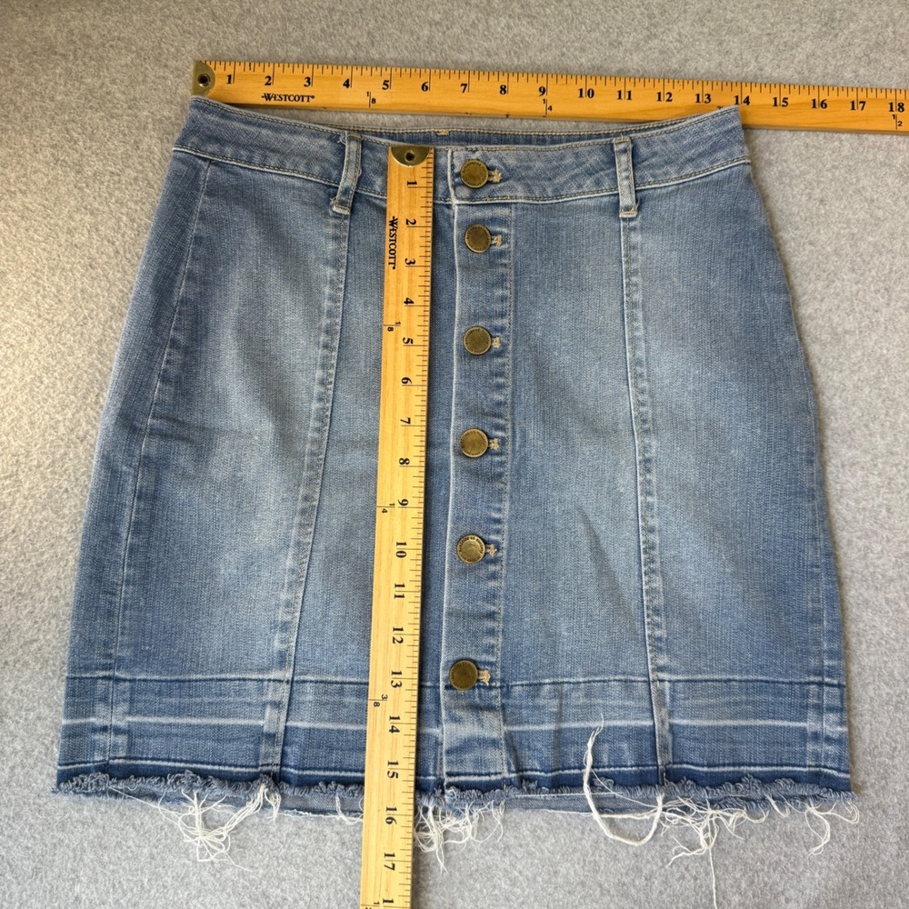 Articles of Society Button Front Jean Denim Mini Skirt Raw Hem Womens Size 26 - Picture 2 of 12